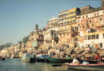 varanasi.JPG (22555 bytes)